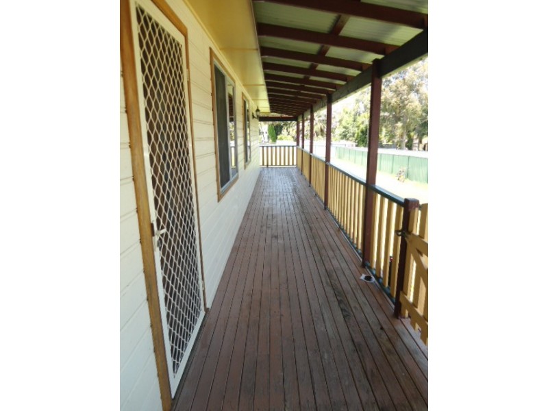 14 Stirling Street, Abernethy NSW 2325