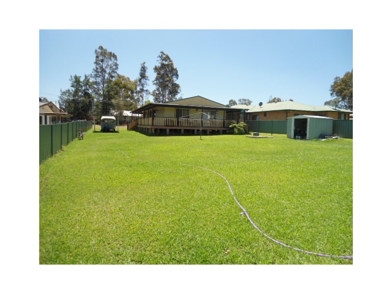 14 Stirling Street, Abernethy NSW 2325