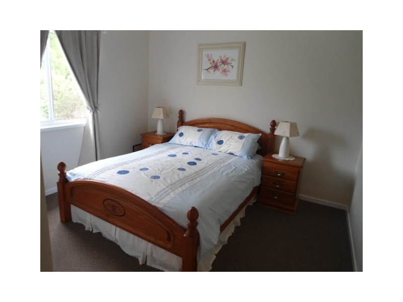 13 Stirling Street, Abernethy NSW 2325