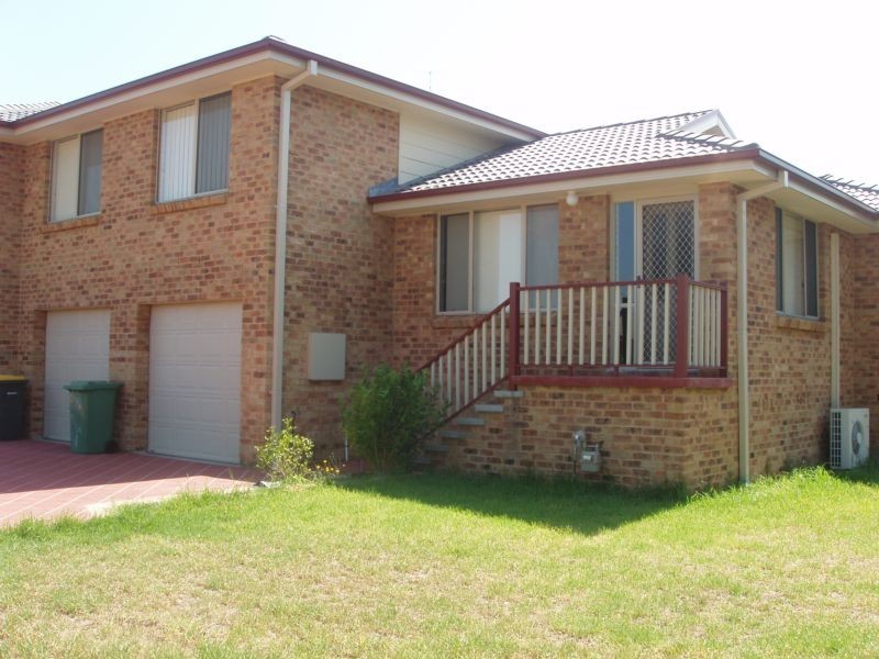 2/7 Ferguson Street, Cessnock NSW 2325