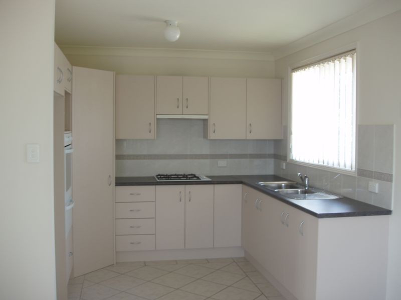 2/7 Ferguson Street, Cessnock NSW 2325