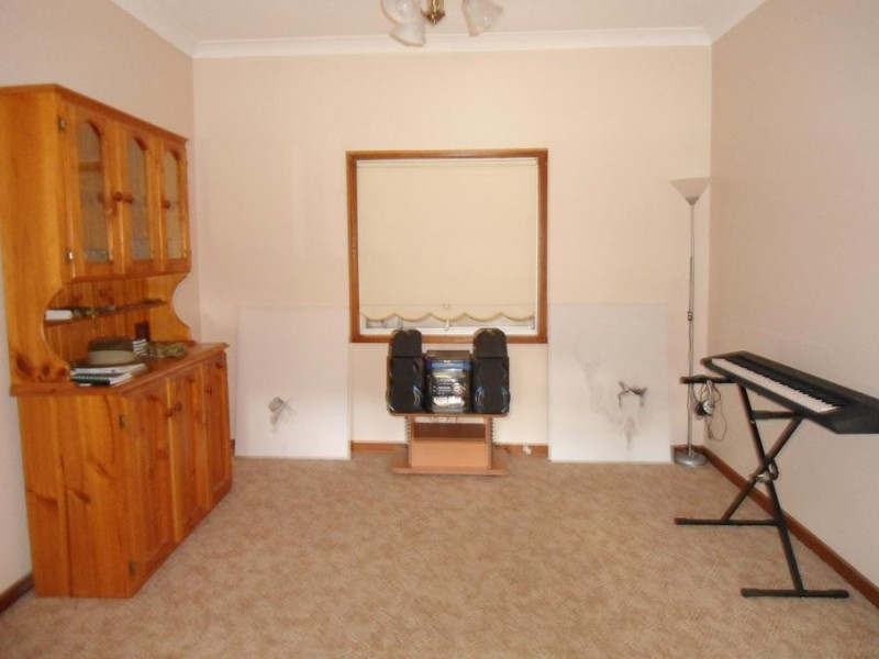 2 Allan Street, Cessnock NSW 2325