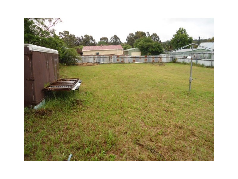 18 Tomalpin Street, Kearsley NSW 2325