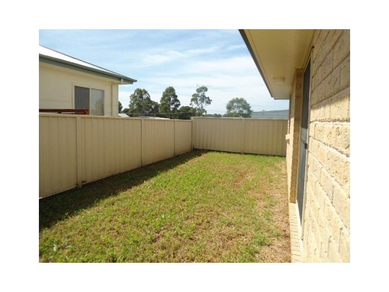 2/149 Caledonia Street, Kearsley NSW 2325