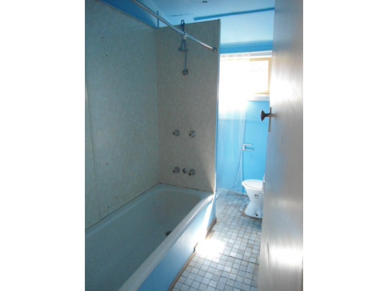 43 Macquarie Avenue, Cessnock NSW 2325