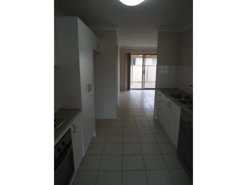 34 Garland Rd, Cessnock NSW 2325