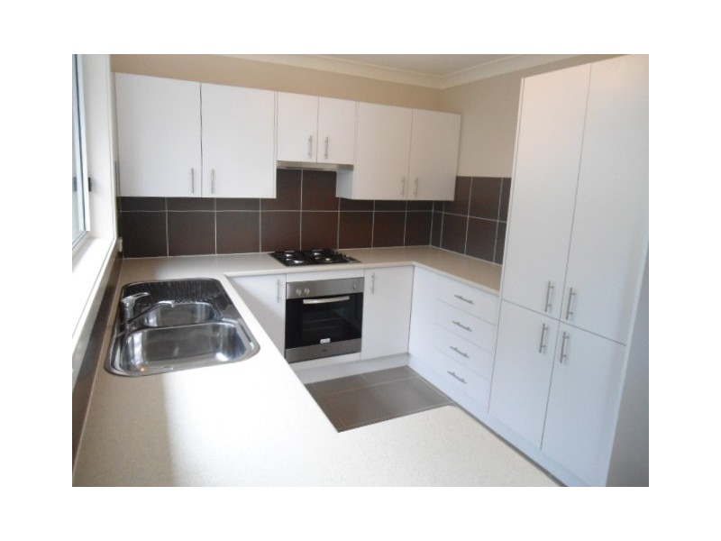 1 & 2/78 Cessnock St, Aberdare NSW 2325