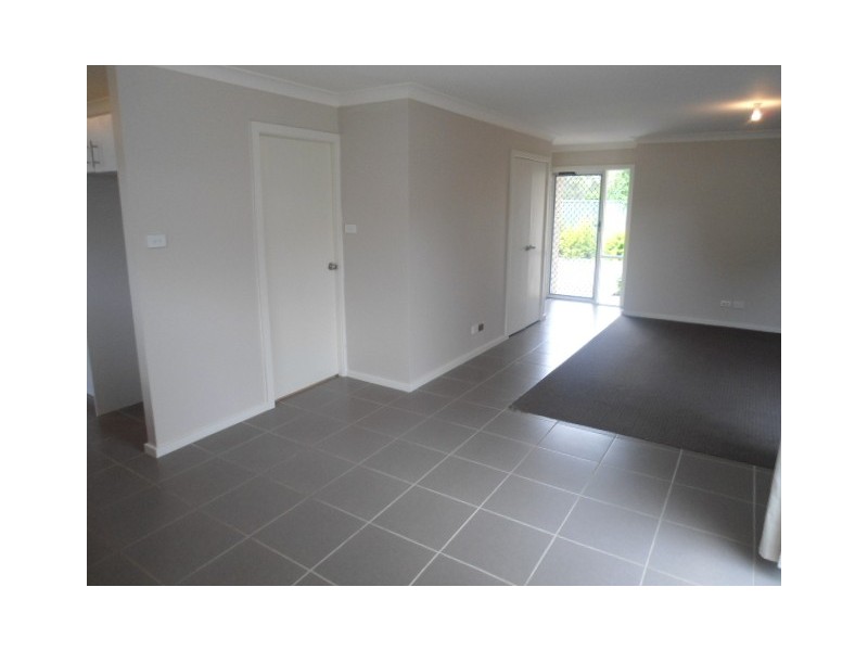 1 & 2/78 Cessnock St, Aberdare NSW 2325