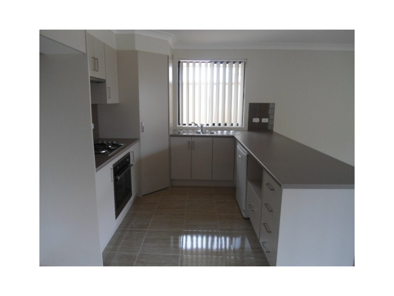 2/27 Penniment Street, Aberdare NSW 2325