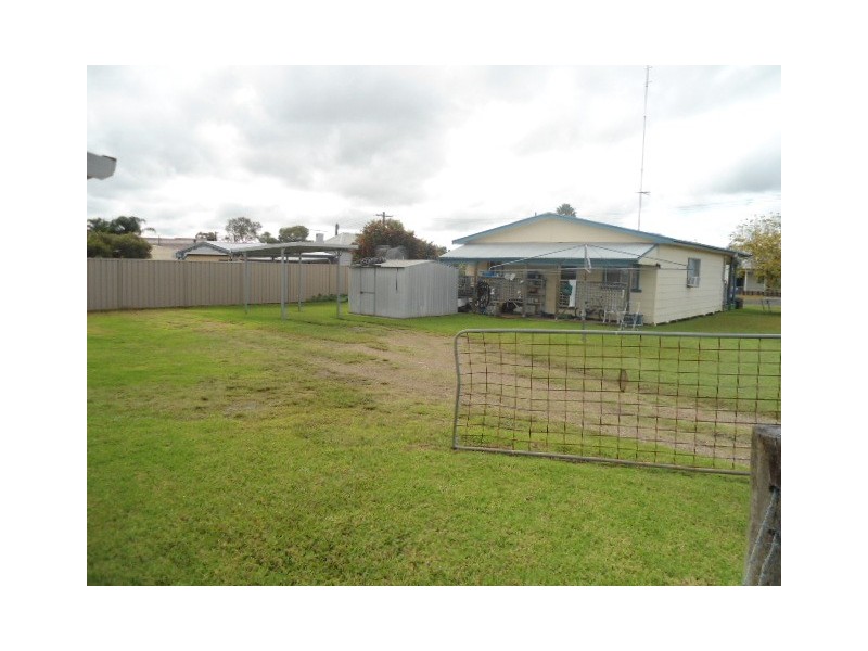 9 Fifth Street, Cessnock NSW 2325