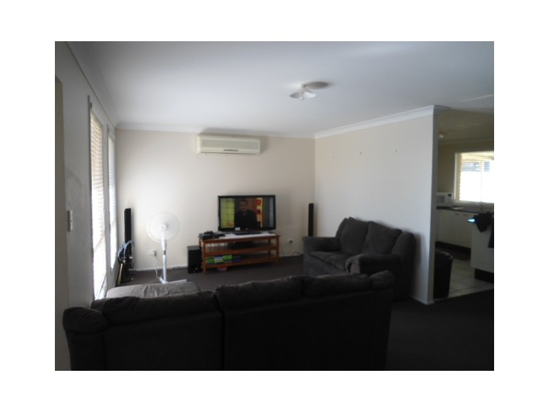 19 Macquarie Avenue, Cessnock NSW 2325