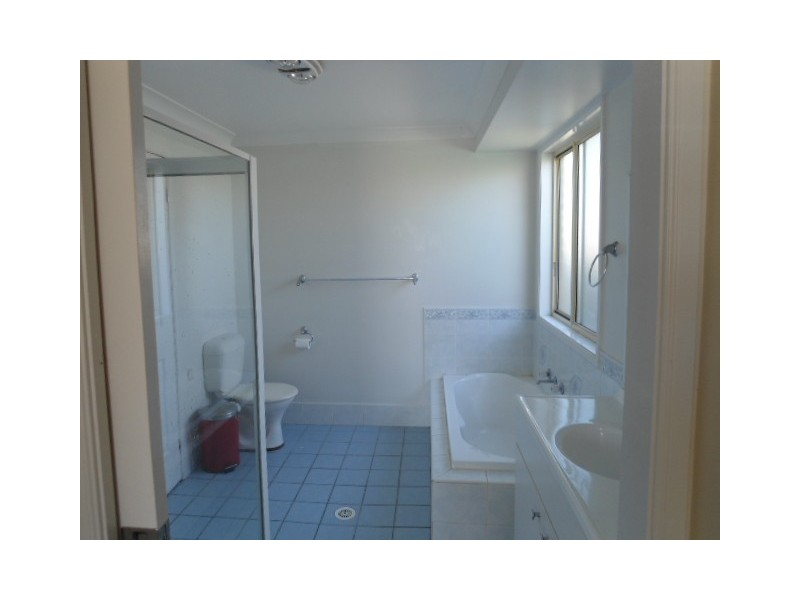 19 Macquarie Avenue, Cessnock NSW 2325