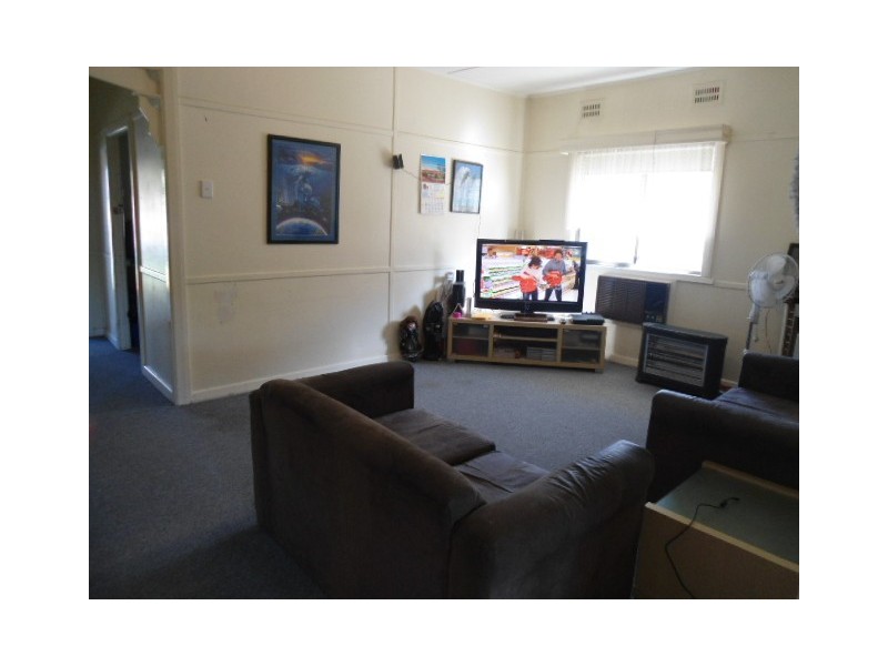 10 Blackwood Ave, Cessnock NSW 2325