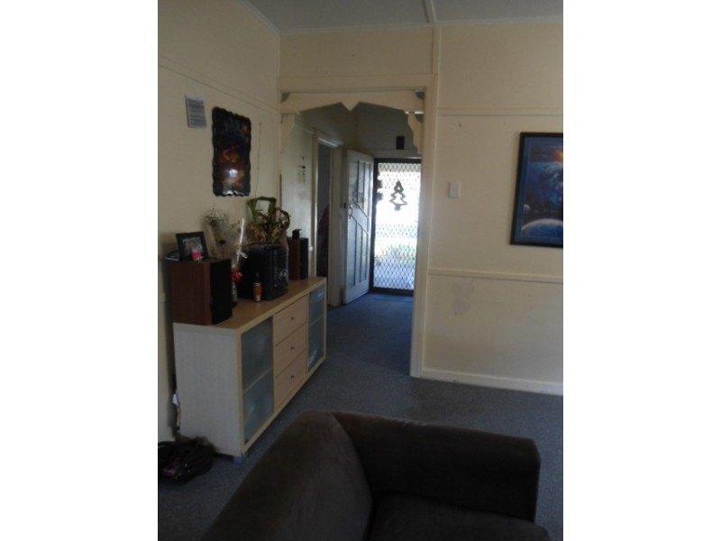 10 Blackwood Ave, Cessnock NSW 2325