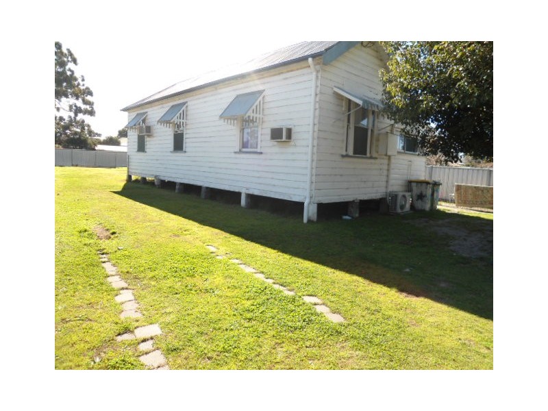 12 Nelson Street, Cessnock NSW 2325