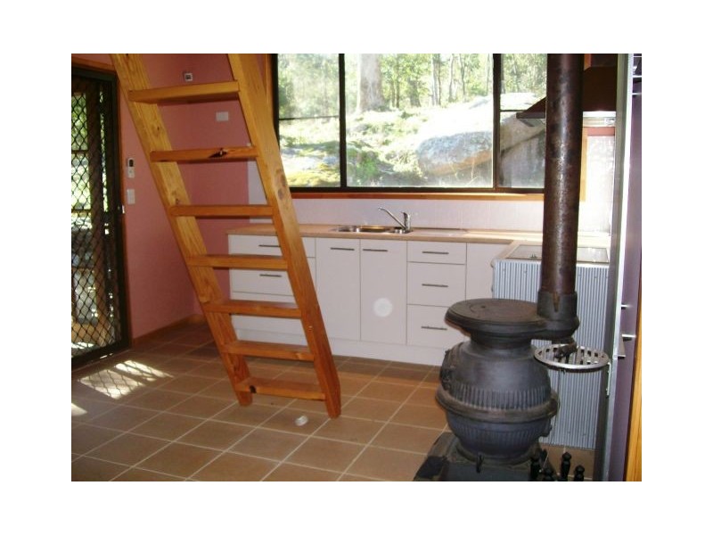 1652 Wollombi Road, Millfield NSW 2325