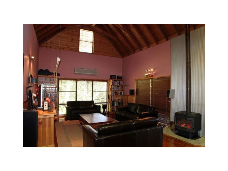 1652 Wollombi Road, Millfield NSW 2325