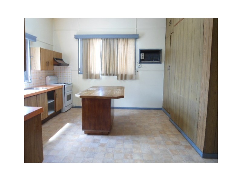 182 Wollombi Road, Cessnock NSW 2325