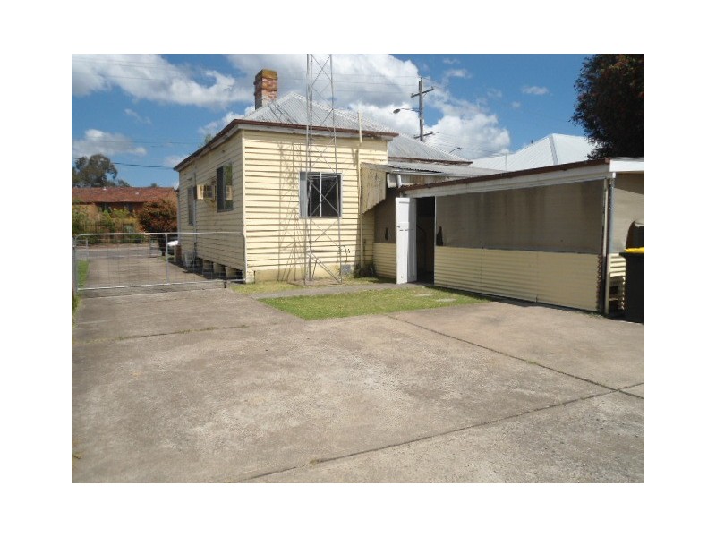 182 Wollombi Road, Cessnock NSW 2325