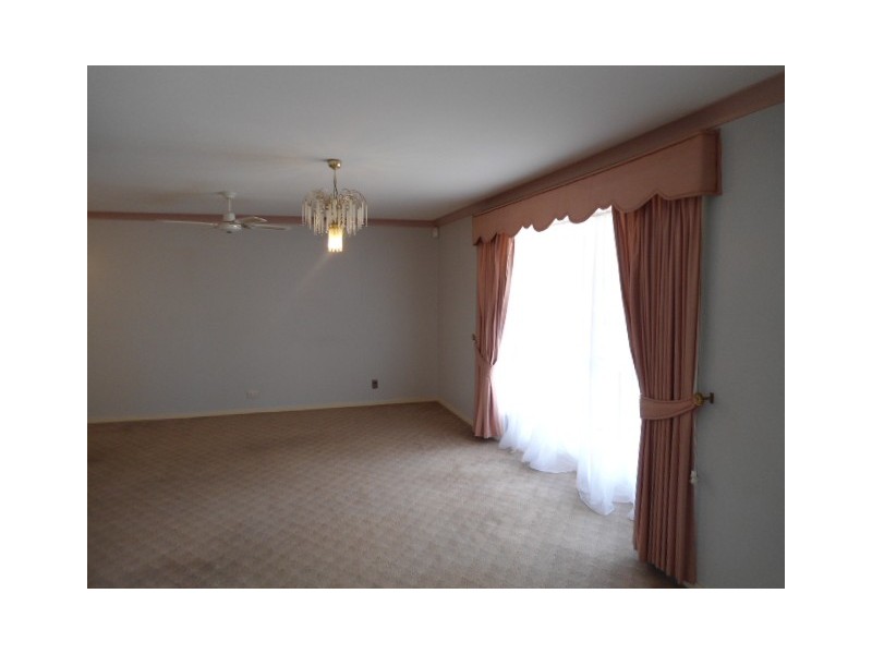 26 Cooper Street, Cessnock NSW 2325