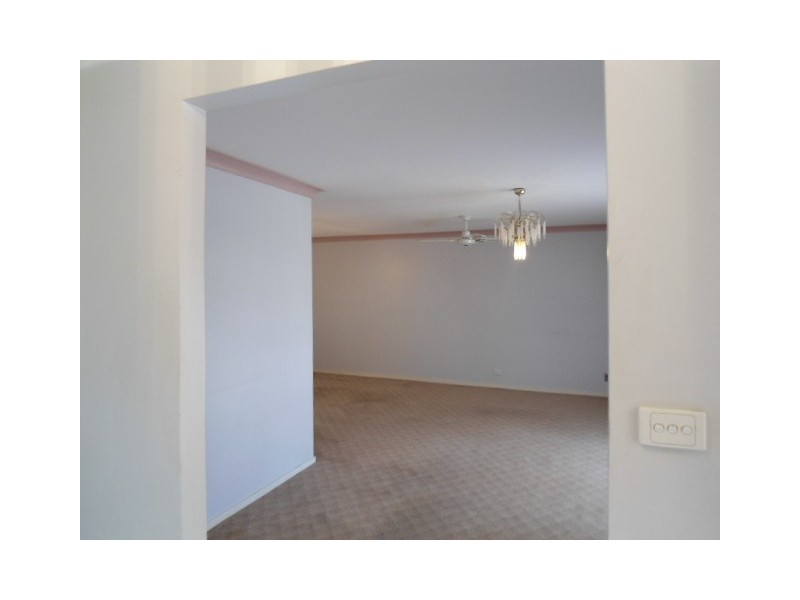 26 Cooper Street, Cessnock NSW 2325