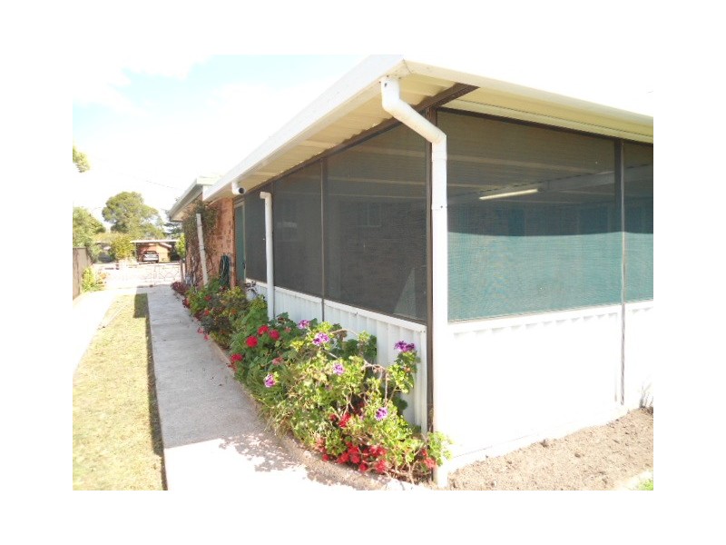 26 Cooper Street, Cessnock NSW 2325