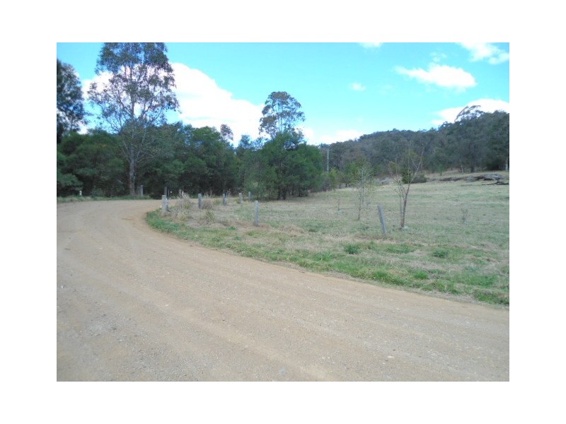 70 Narone Creek Road, Wollombi NSW 2325