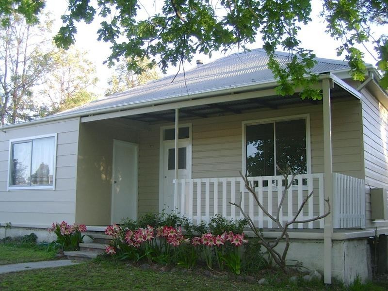12 Murray Street, Abernethy NSW 2325