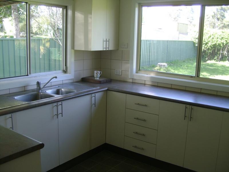12 Murray Street, Abernethy NSW 2325