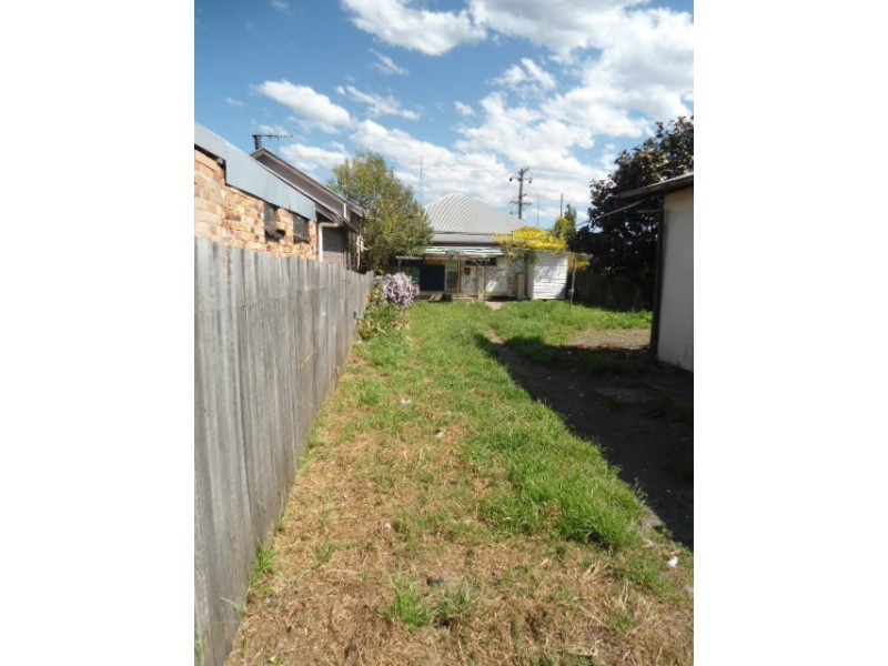 25 West Avenue, Cessnock NSW 2325