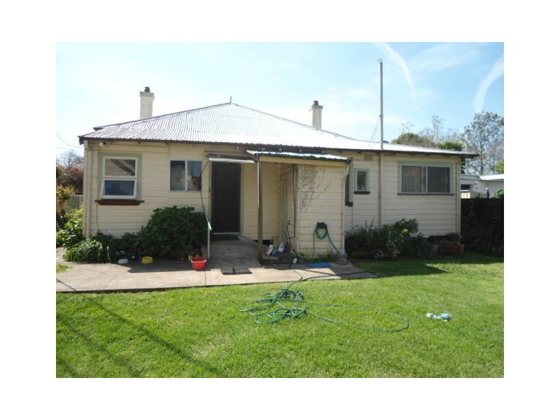 18 Dudley Street, Cessnock NSW 2325