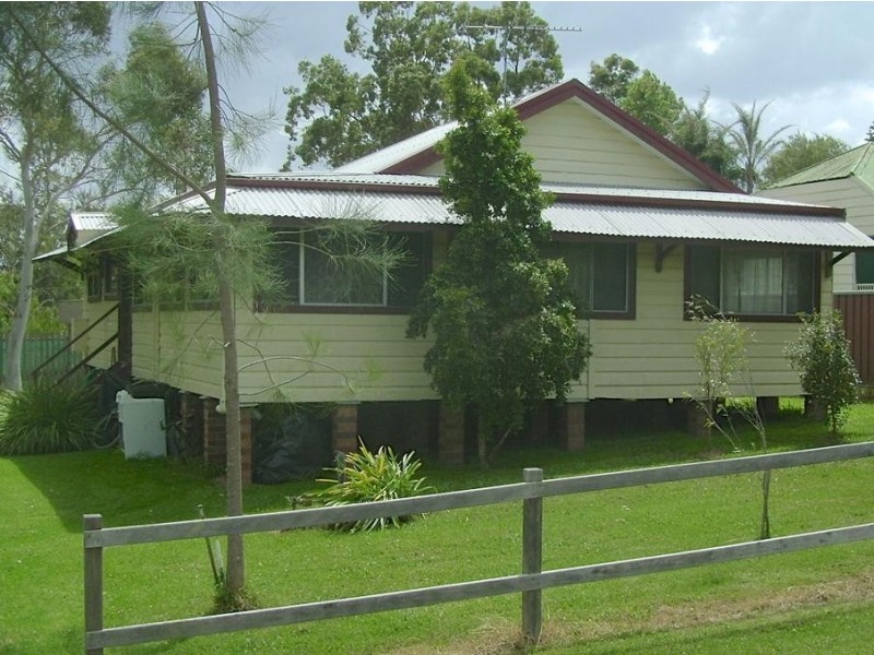 13 Munn Street, Abernethy NSW 2325