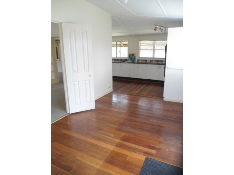 13 Munn Street, Abernethy NSW 2325