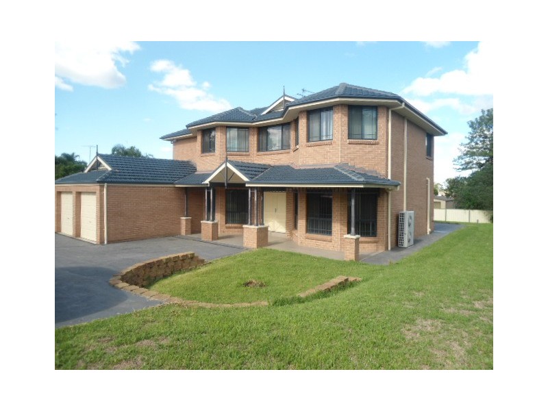 12 Hickey Street, Cessnock NSW 2325