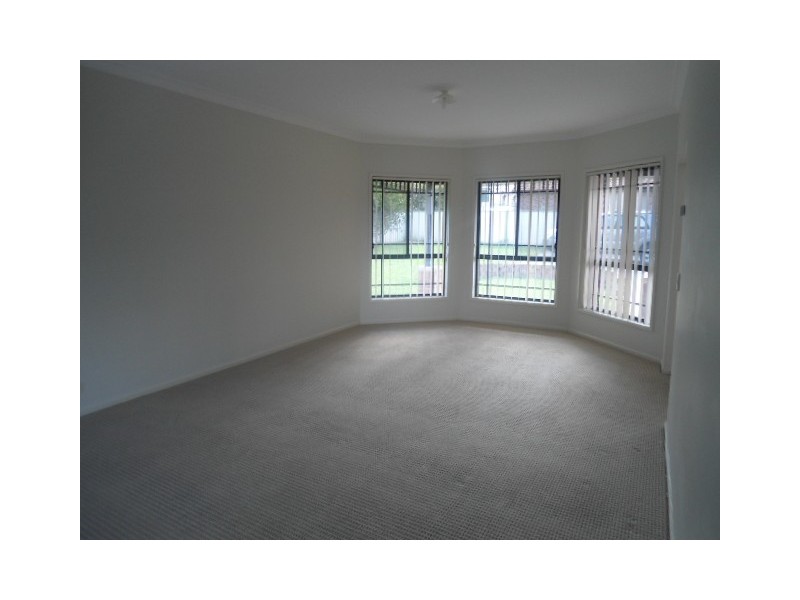 12 Hickey Street, Cessnock NSW 2325