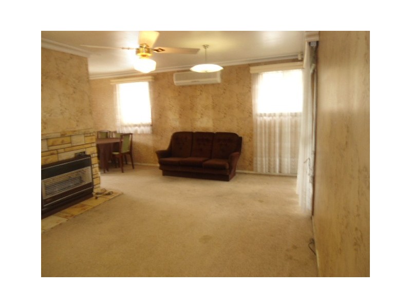 1 Belmont Avenue, Cessnock NSW 2325