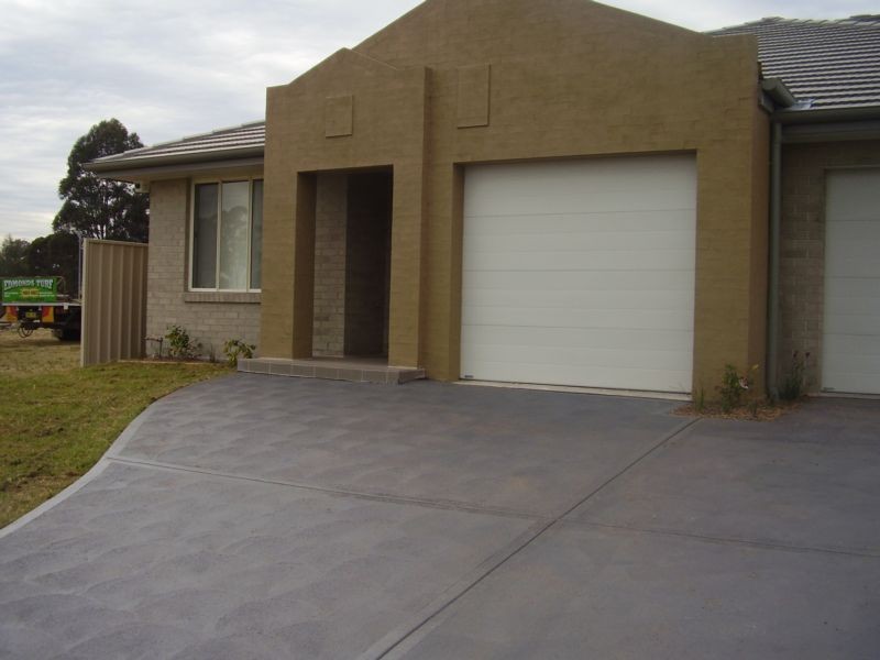 1/10 Robinia Way, Cessnock NSW 2325