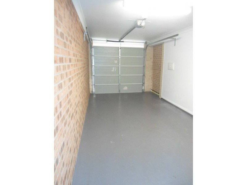 1/10 Robinia Way, Cessnock NSW 2325