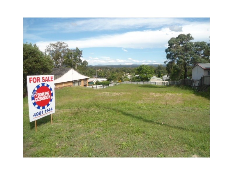14 Cooma Street, Abermain NSW 2326