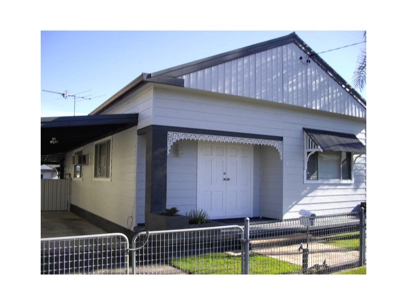 3 Mills Crescent, Cessnock NSW 2325