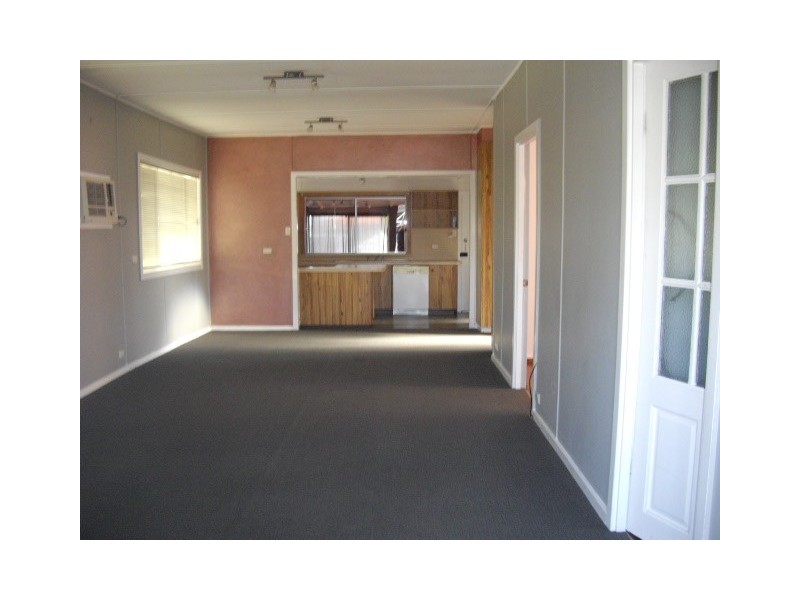 3 Mills Crescent, Cessnock NSW 2325