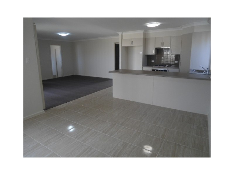 2/27 Penniment Street, Aberdare NSW 2325