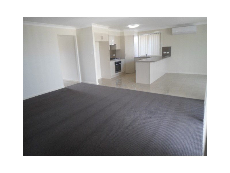 2/27 Penniment Street, Aberdare NSW 2325