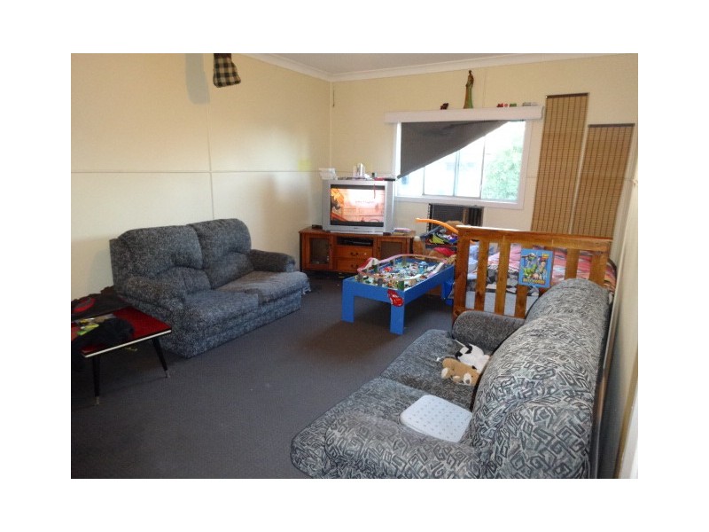 3 Gordon Avenue, Cessnock NSW 2325