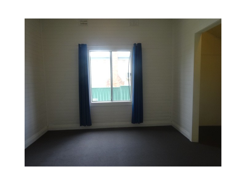 24 Colliery St, Aberdare NSW 2325