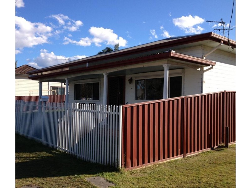 4 Orange Street, Abermain NSW 2326