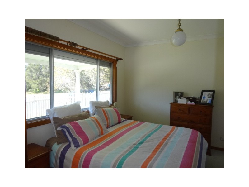 4 Orange Street, Abermain NSW 2326