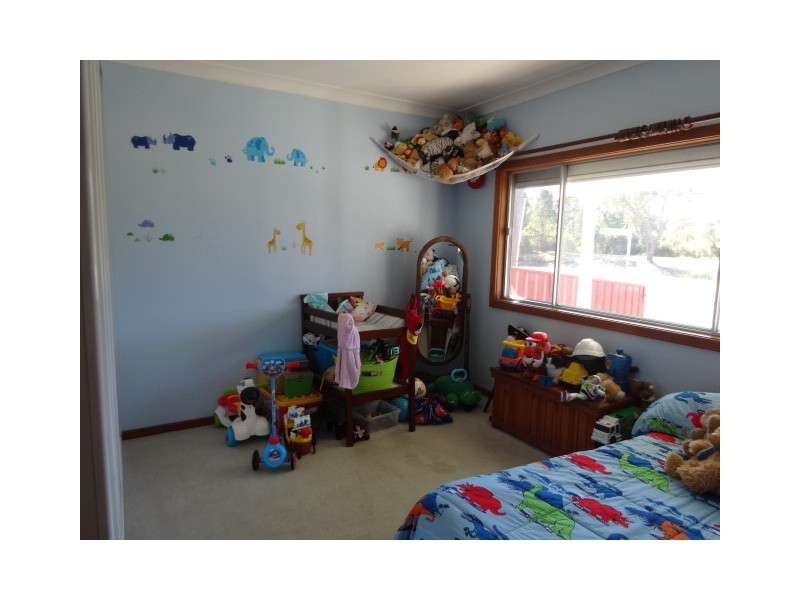 4 Orange Street, Abermain NSW 2326