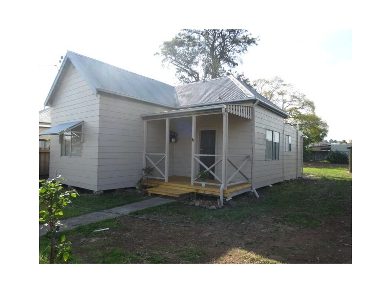 18 Mt View Road, Cessnock NSW 2325