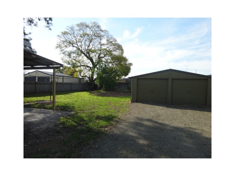 18 Mt View Road, Cessnock NSW 2325